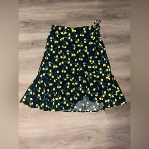 Banana Republic | Navy Lemon Skirt